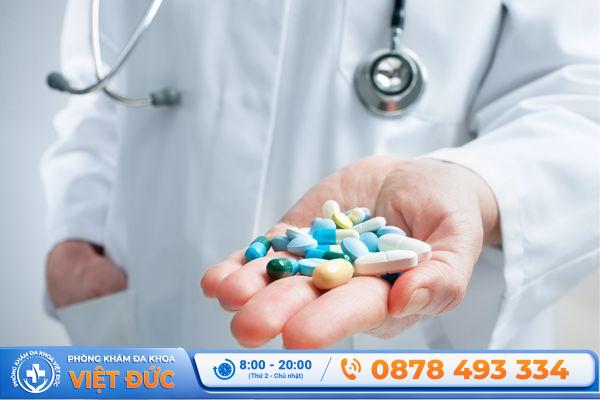 Hỗ trợ điều trị tiểu buốt ở nam giới bằng thuốc