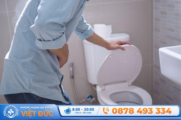 Nguyên nhân và dấu hiệu nhận biết tiểu buốt, tiểu rát